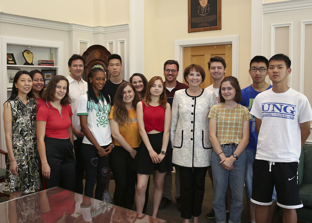 International students meet with President Jacobs.